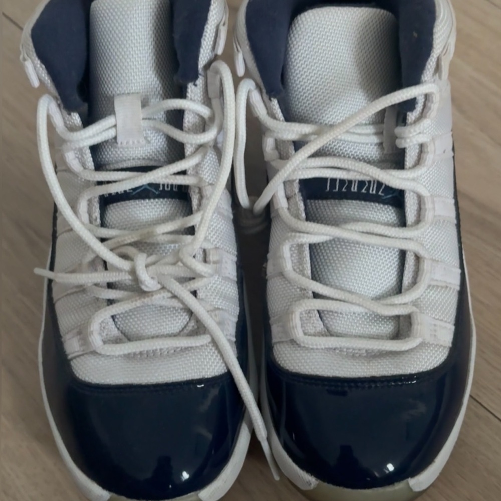 Nike Air Jordan 11 XI Retro